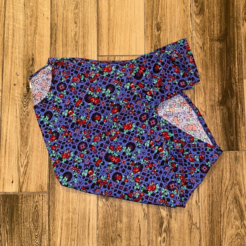 LuLaRoe XL Irma tunic